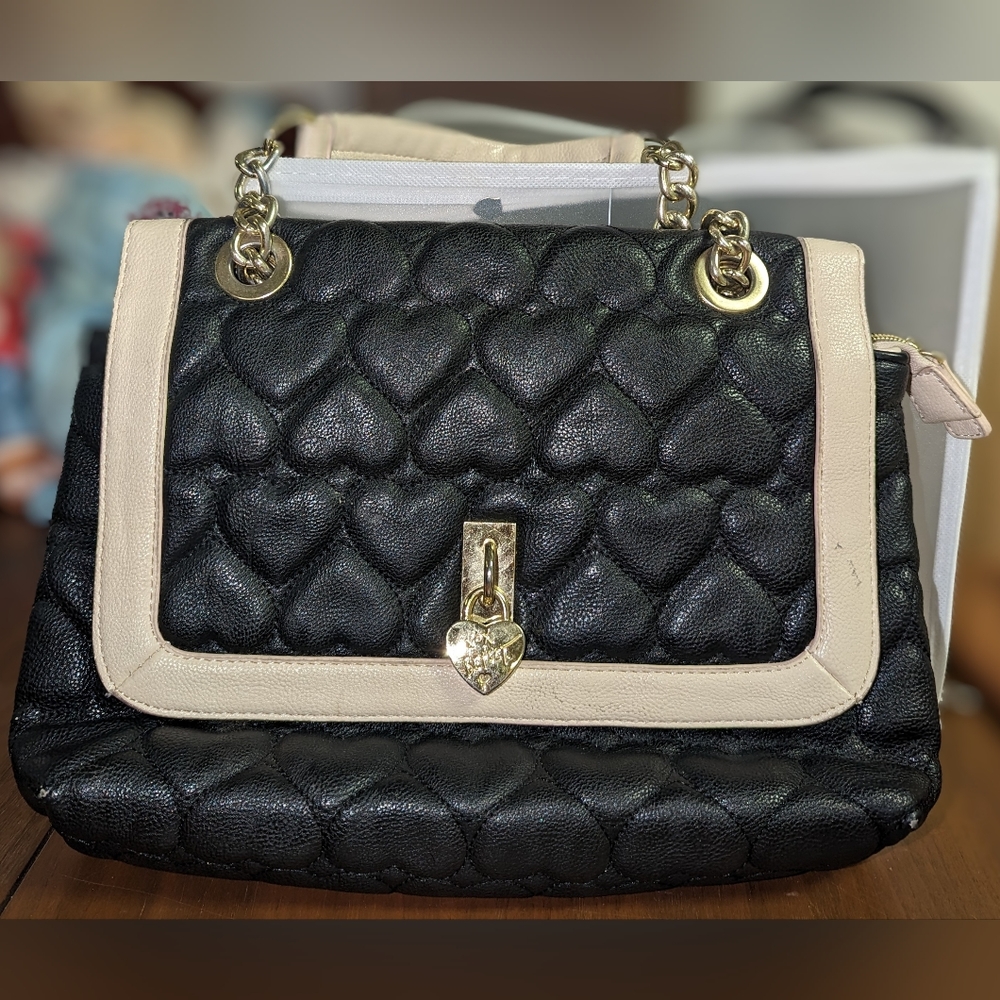 Betsey Johnson hand bag